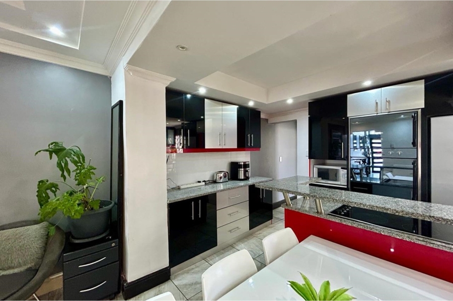 3 Bedroom Property for Sale in Salt River Western Cape